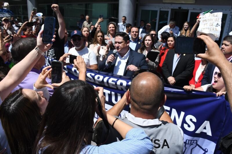 62D18801-EDD2-4570-A4C5-0BBDDDF5DA04