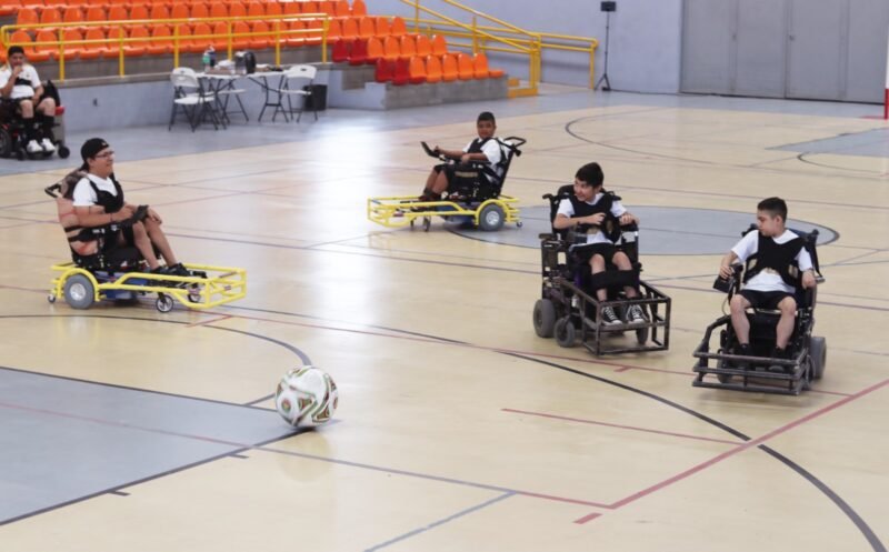 D817A983-7DED-4C9E-B5E6-1380915B84E2