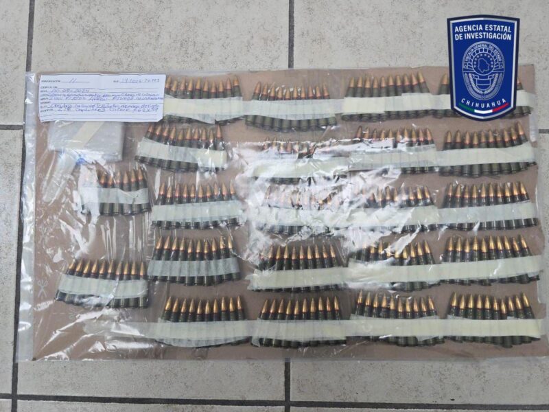 Noticias Chihuahua PAUSA.MX Aseguran seis armas de fuego largas y dos cortas en vivienda de la colonia Fuentes Mares