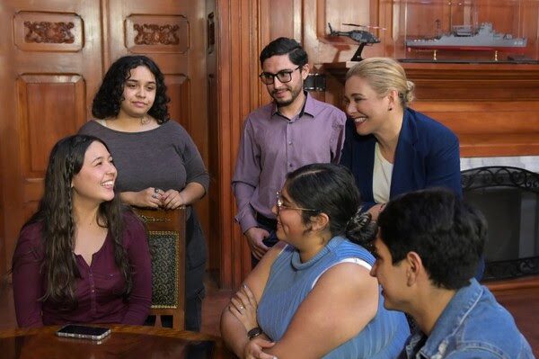 Noticias Chihuahua PAUSA.MX Impulsa Maru Campos a las juventudes chihuahuenses