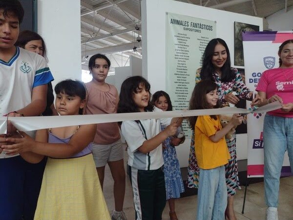 Noticias Chihuahua PAUSA.MX Ofrecen a familias chihuahuenses un espacio de arte y recreación con la exposición “Animales Fantásticos”