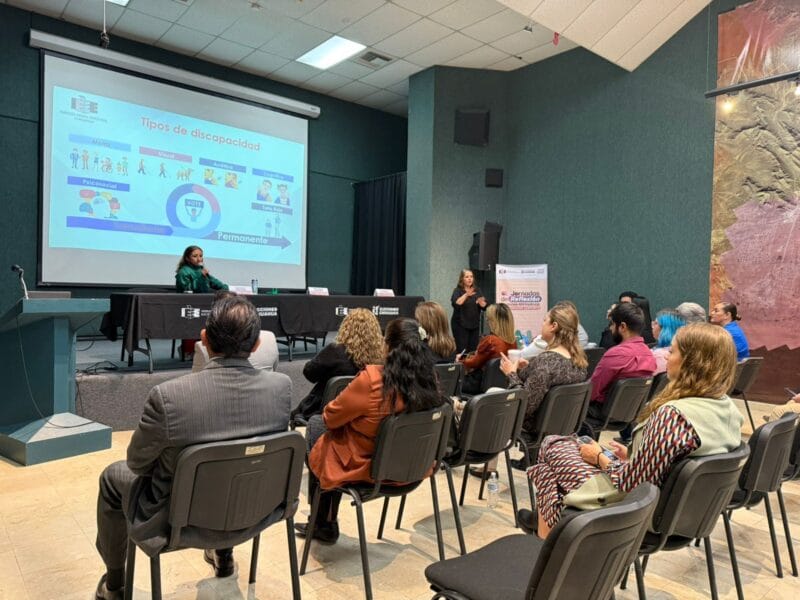 2B1EFCBF-B642-4D7B-BF58-DFD10F730113