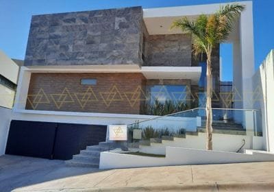 Noticias Chihuahua PAUSA.MX Mantienen la incógnita de presunta casa de 17 mdp de Marco Bonilla