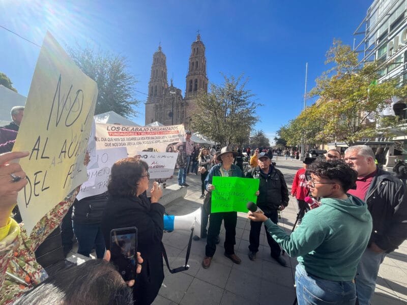 Protestan 'Los de abajo' contra alza en prediales de Juárez y Chihuahua