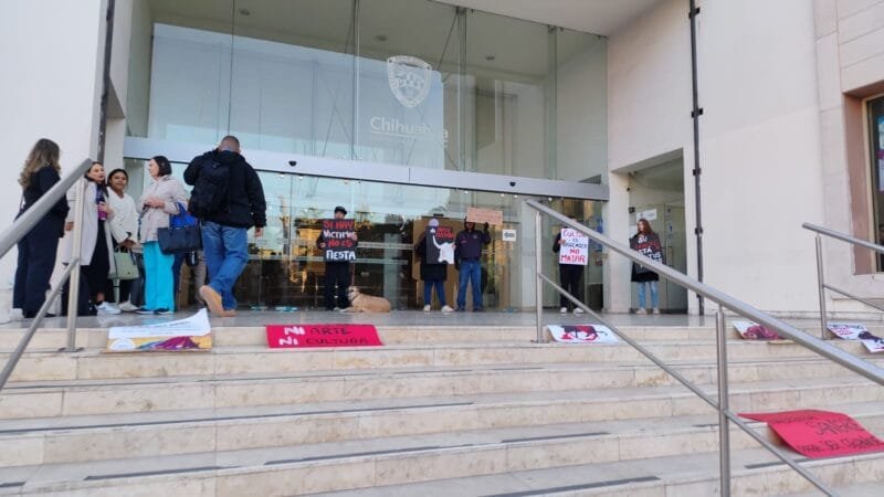 Protestan de nuevo contra corridas de toros