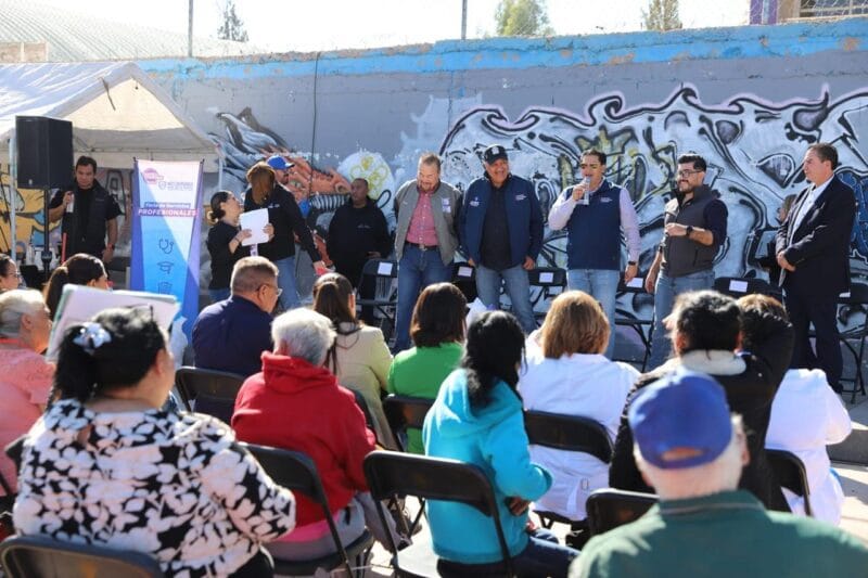 Noticias Chihuahua PAUSA.MX Lleva Fiscalía servicios gratuitos y asesorías a los habitantes de La Campesina