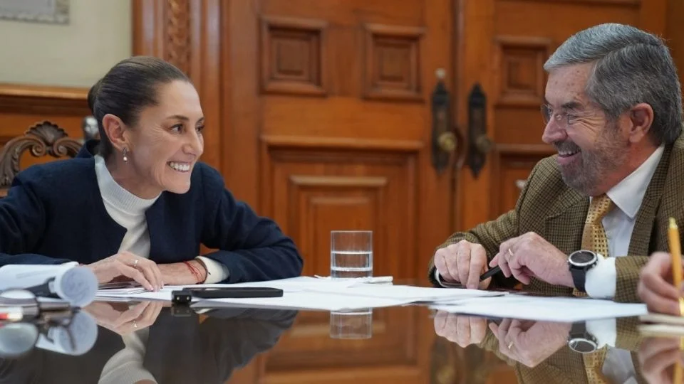 Noticias Chihuahua PAUSA.MX "Excelente conversación": Sheinbaum dialoga con Trump sobre migración y medidas contra el tráfico de fentanilo hacia EU