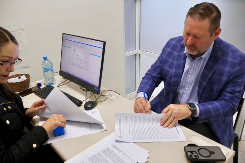 617AB239-D720-4298-BABC-6482A2C7A557