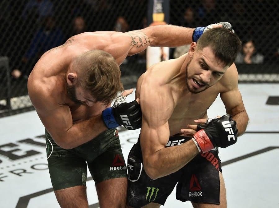 4005576A-FD6F-454B-8EF4-3463E5ADF5CC