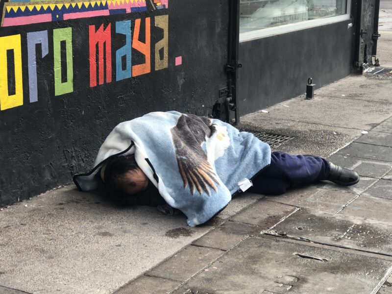 D9B7F213-DB67-4004-972C-E2A623121A1F