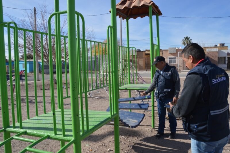 F8E1B7EB-BF6B-406D-852C-8521DCFA2B1A