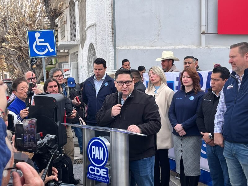 'Robarían' 2.5 billones de pesos con reforma al Infonavit, acusan diputados del PAN