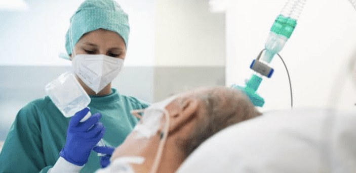 DF28E327-B4DD-4504-8F0B-DB82E2F543EE