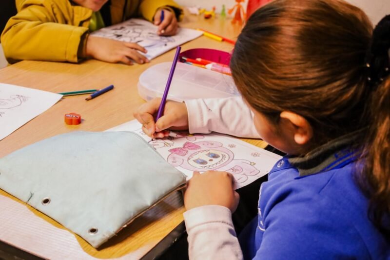 F5FC2C83-7193-475E-BBAA-93127AF734AC