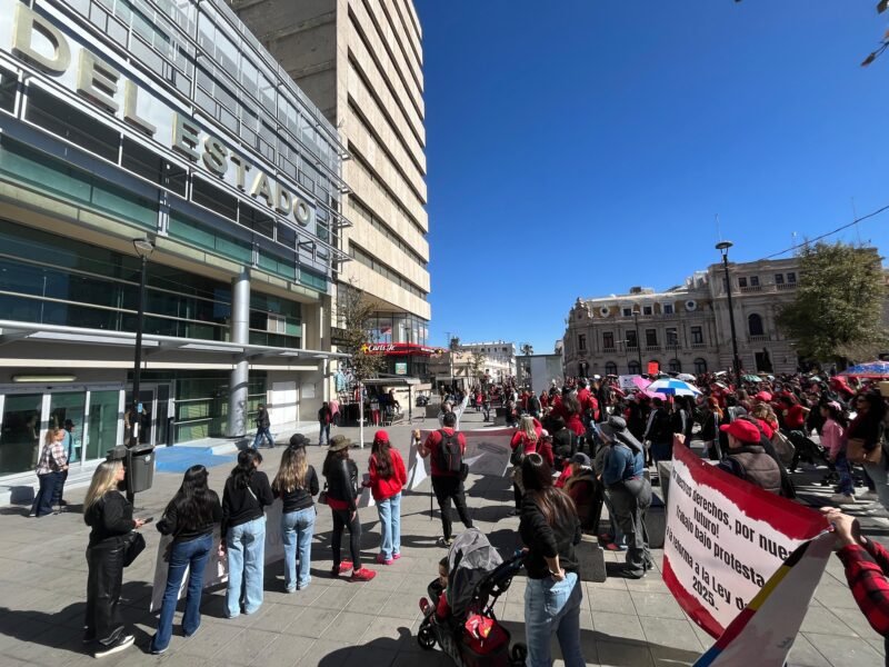 Promete GP Morena escalar peticiones de maestros con legisladores federales