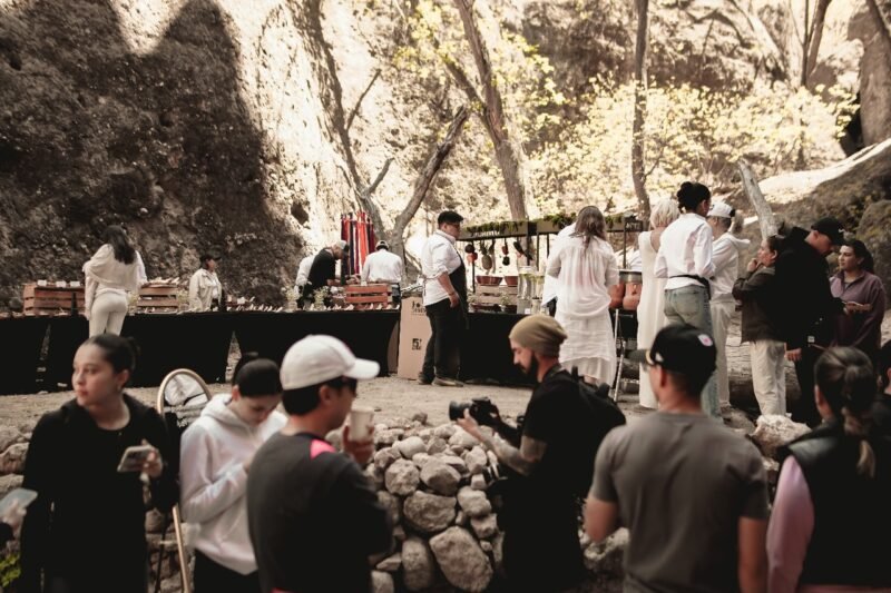 Noticias Chihuahua PAUSA.MX Realizan Coparmex evento de bienestar físico, mental y emocional en cañón de Namurachi