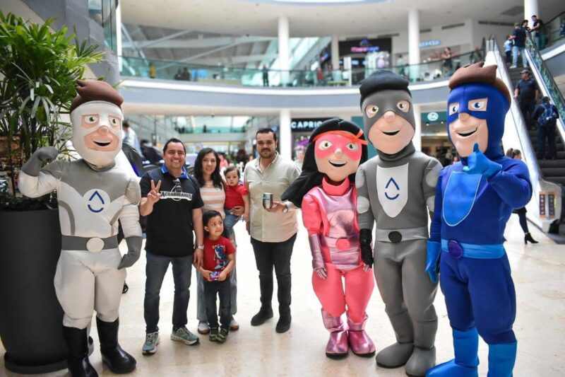 Noticias Chihuahua Pausa.MX Causan emoción “Aguardianes” en Fashion Mall