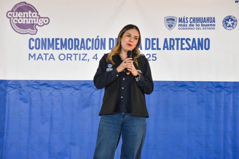 Reconoce Fodarch a más de 200 artesanos de Mata Ortiz 4-08 at 11.40.10 AM