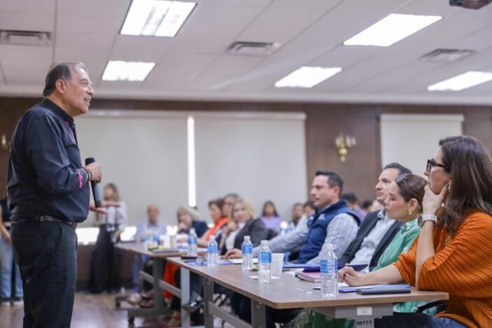 FA07A265-0401-424D-8F41-6D5E2ABCB575