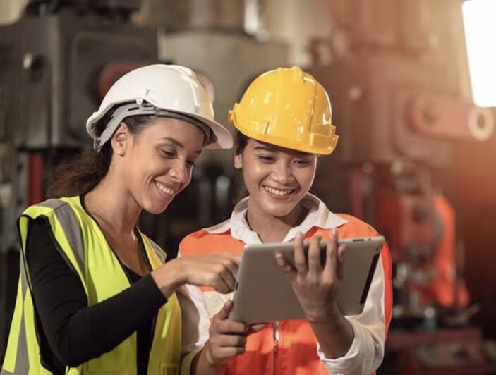 Noticias Chihuahua PAUSA.MX Hoy, Día Internacional de la Mujer Ingeniera
