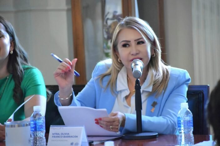 92b440d1-b7d2-4d64-a4ec-eee4e149b213