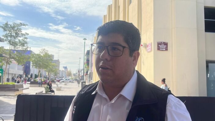 Noticias Chihuahua PAUSA.MX Buscarán más presupuesto para deportes; Mantenimiento Urbano no cubre canchas: regidor Galicia