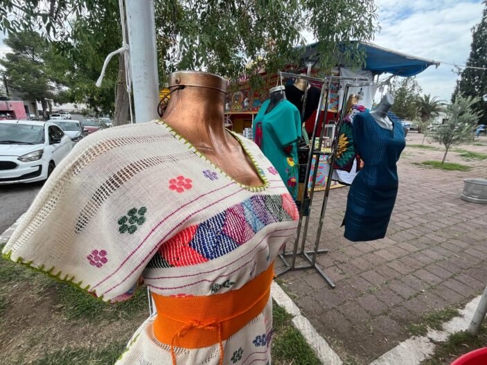 Reportan artesanos que productos chinos de mala calidad perjudican sus ventas