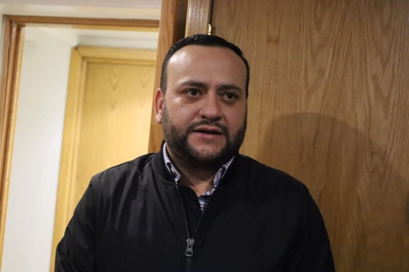 b6c0819f-3d23-4925-b27c-7a3314079a80