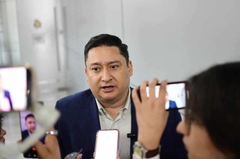 eab6b44d-51a7-4b0a-bb0b-6b49a06fc478