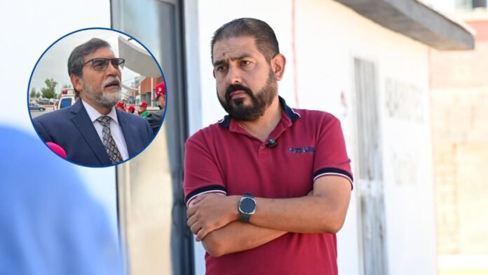 Pide Hugo González definición de César Komaba ante señalamientos por doble función