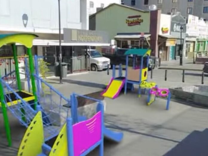 Busca Cocentro instalar juegos infantiles en peatonal de la Independencia; lo propone en Presupuesto Participativo