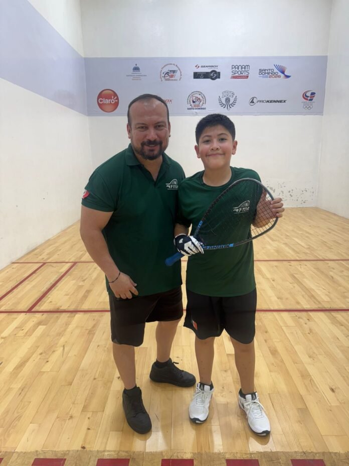 Con el enrenador luego de ganar