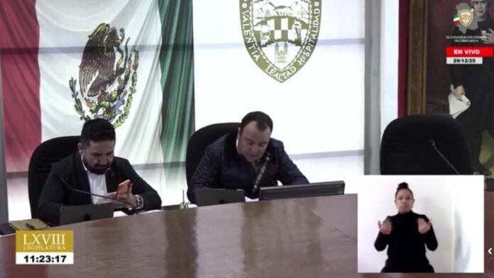 En última sesión del año, diputados locales la usan para disputas partidistas