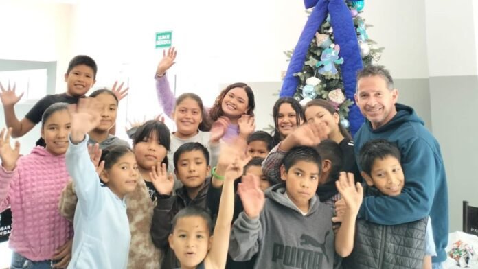 Entregan juguetes a casas hogares por parte de la Fundación Ciudadana Integral