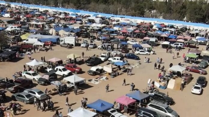 Se ajustará piso a $300 pesos para los más de 20 mil tianguistas en la ciudad