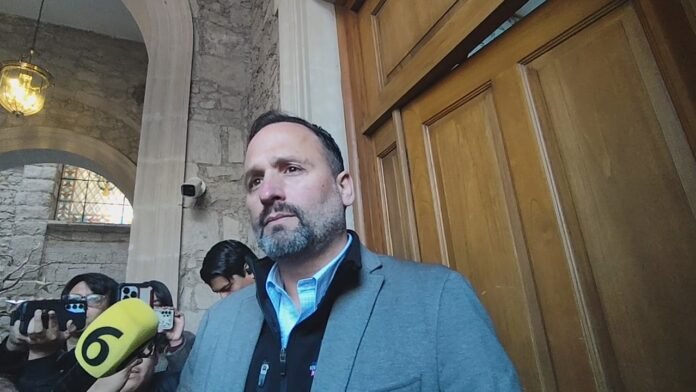 SANTIAGO DE LA PEÑA260122B