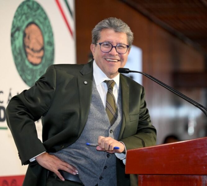 Noticias Chihuahua PAUSA.MX México no acepta subordinación, imposición ni presiones del exterior: diputado Ricardo Monreal