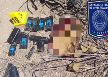Noticias Chihuahua Pausa.MX Investiga FGE homicidio de dos personas encontradas en la carretera Parral - Chihuahua