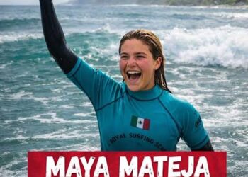 Noticias Chihuahua PAUSA.MX Orgullo mexicano conquista Nueva Zelanda: Maya Mateja brilla en campeonato nacional de surf