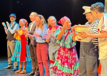 Noticias Chihuahua PAUSA.MX Guachochi presente en el estreno de "El Tren Matraca" en la Ciudad de México