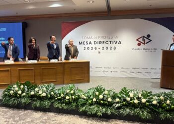 Noticias Chihuahua PAUSA.MX Rinde protesta Sergio Becerra como presidente del Centro Bancario de Chihuahua Noticias Chihuahua Pausa.MX Rinde protesta Sergio Becerra como presidente del Centro Bancario de Chihuahua