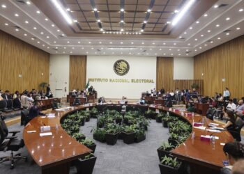 Noticias Chihuahua PAUSA.MX Analizará INE propuesta de Reforma Electoral y aportará su experiencia técnico-operativa Noticias Chihuahua Pausa.MX Analizará INE propuesta de Reforma Electoral y aportará su experiencia técnico-operativa