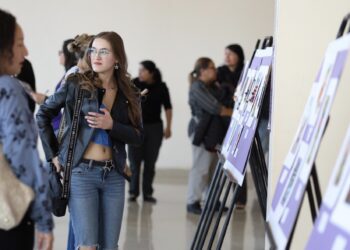 Inauguran la exposición Mujeres de marzo en Juárez Inauguran la exposición Mujeres de marzo en Juárez