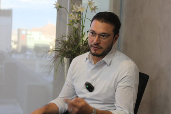 Noticias Chihuahua Pausa.MX Entrevista con Mario Mata en Pausa.MX