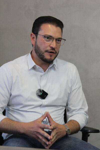 Noticias Chihuahua Pausa.MX Entrevista con Mario Mata en Pausa.MX