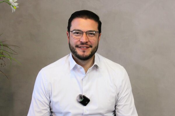 Noticias Chihuahua Pausa.MX Entrevista con Mario Mata en Pausa.MX