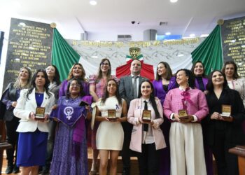 Noticias Chihuahua Pausa.MX Reconoce Congreso del Estado a chihuahuenses destacadas