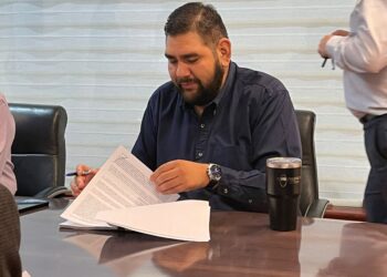 Firman convenio entre UTCam e Innovación