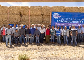 Entregan pacas de rastrojo a 456 productores del municipio de Cuauhtémoc Entregan pacas de rastrojo a 456 productores del municipio de Cuauhtémoc