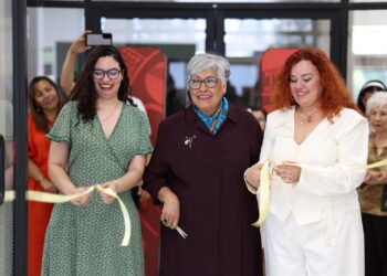 Gran concurrencia en la inauguración de “Habitar la imagen” en el MAHCH